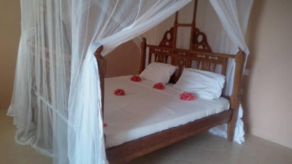 Minazi Beach Bungalows Nungwi Ngoại thất bức ảnh